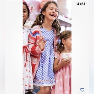 Girls size 6 - most beautiful heart dress ever!!! The details are just gorgeous!